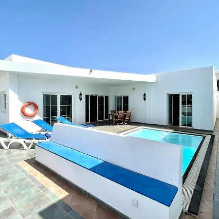 Villa Con Piscina Privada Y Estupenda Vista * Puerto Calero