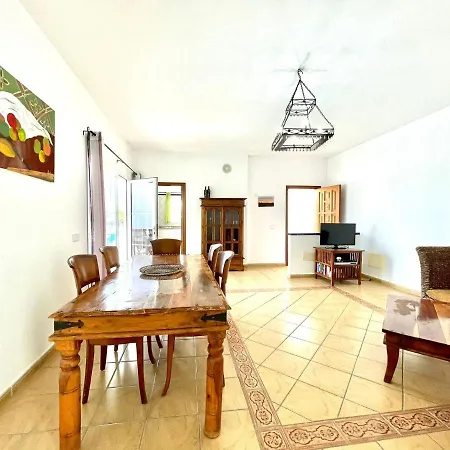 Villa Villa Con Piscina Privada Y Estupenda Vista