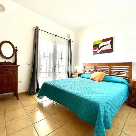 Villa Con Piscina Privada Y Estupenda Vista